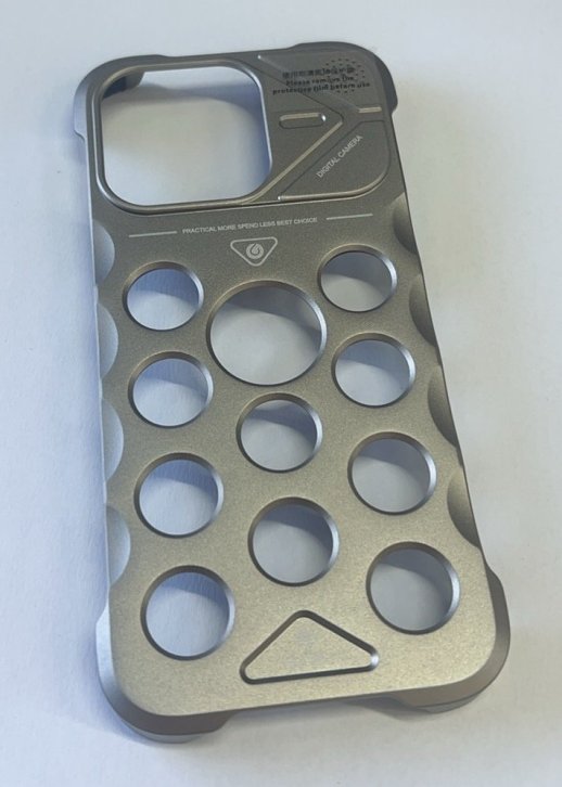 Case Aluminium CELL for Apple Iphone 16 Pro Gold