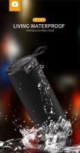 Портативна колонка WUW R151 з лігтариком, чорний