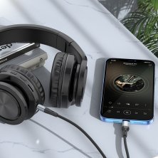 Аудіокабель HOCO UPA22 Silicone 3,5 мм штекер (папа) на Lightning штекер (папа), 1 метр, чорний