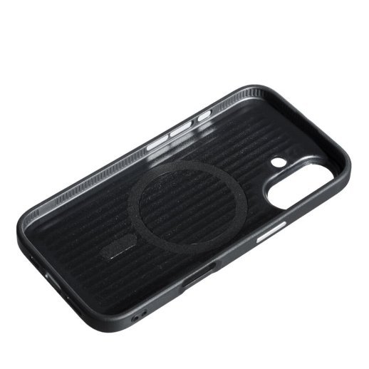 Накладка Carbon With Magsafe для Apple iPhone 16 Black