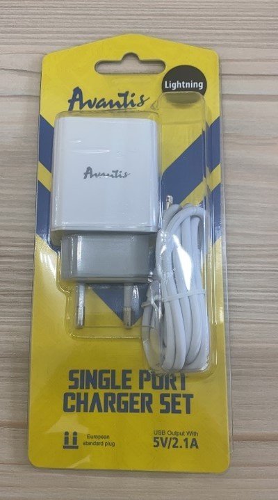 Мережевий Зарядний Пристрій Avantis A825 1USB Lightning White
