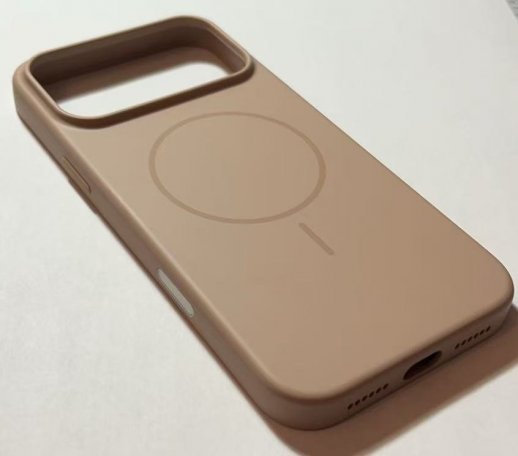 Чехол Plastic with MagSafe Apple iPhone 17 ProMax with button