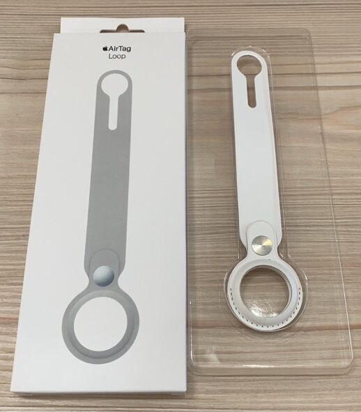 Airtag Silicone Loop White