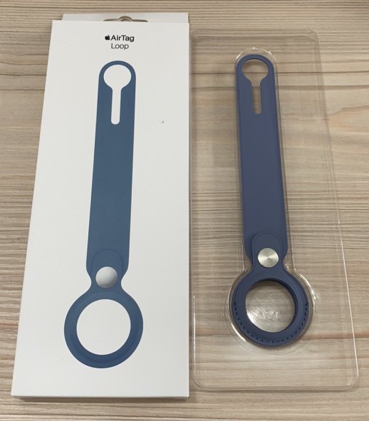 Airtag Silicone Loop White