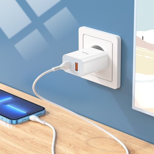 Мережевий зарядний пристрій HOCO C97A TYPE-C PD 20W + USB QC 3.0 + кабель TYPE-C - LIGHTNING, БІЛИЙ